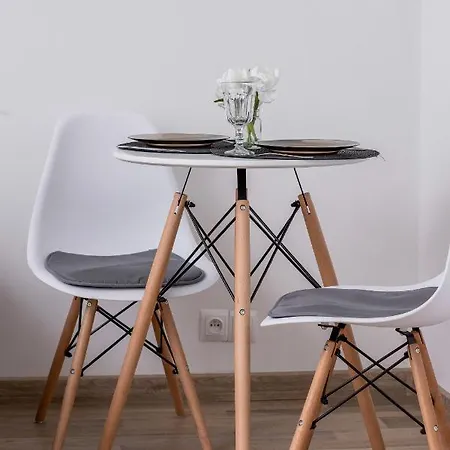 Bright Studio Rynek Debnicki By Renters * Cracóvia